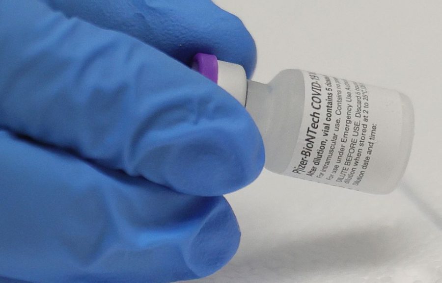 MetroHealth received a shipment this morning from Pfizer containing 975 doses of their COVID-19 vaccine, December 15, 2020, in Cleveland.  Vaccinations will proceed tomorrow for MetroHealthÕs front line coronavirus health workers.